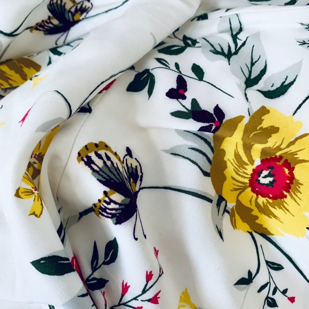Floral Dress👗💕💖 - Picture 3 of 4